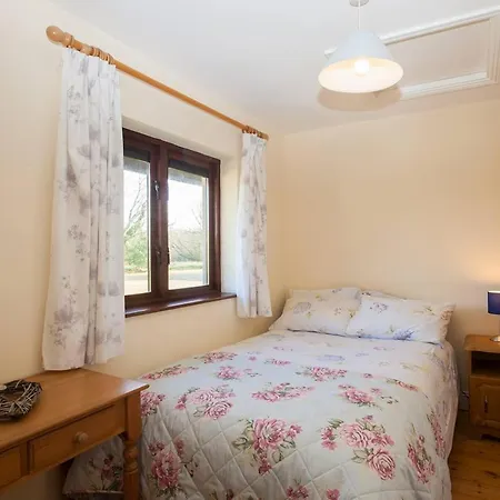 4 Bed In Oc-ii07762 * Dungarvan (Waterford)